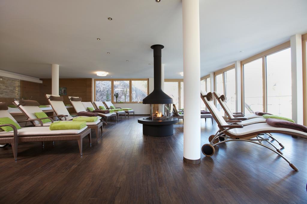 Naturparkhotel Adler Wolfach Eksteriør billede