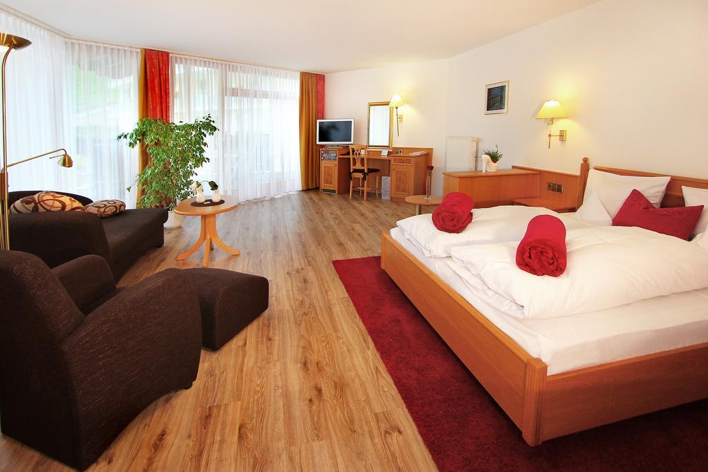 Naturparkhotel Adler Wolfach Eksteriør billede