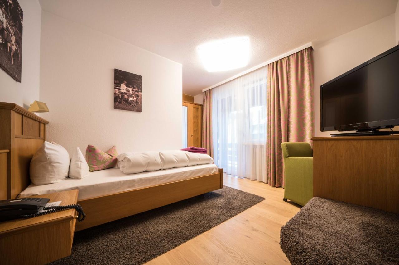 Naturparkhotel Adler Wolfach Eksteriør billede